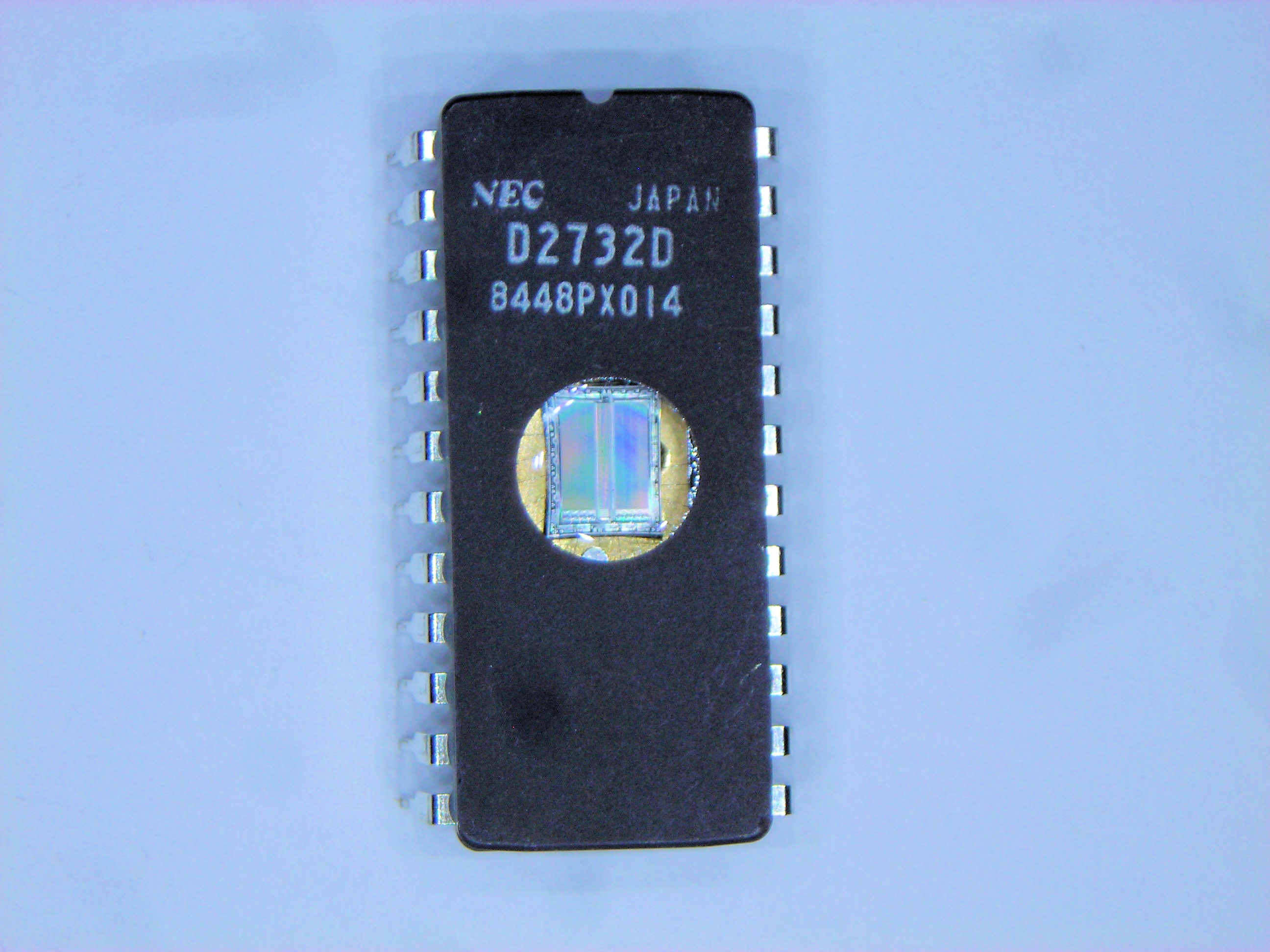 UPD2732D  32K EPROM    24P DIP